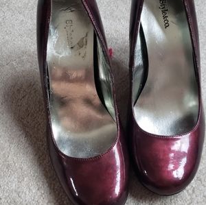 Style &Co  ladies burgundy heel